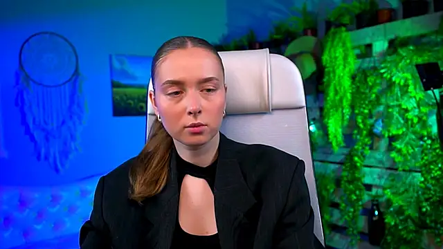 JenniferGraces online show from February 24, 2026, 7:12 pm