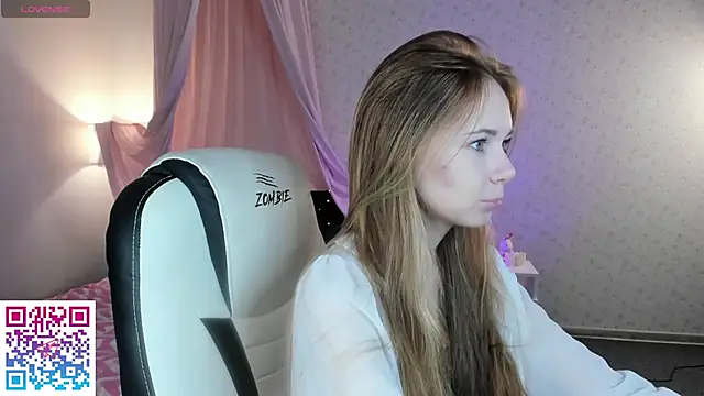 boozekirs  online show from October 3, 2025, 2:41 am