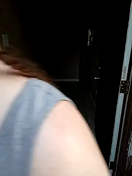 HTXBELLE online show from September 27, 2025, 12:04 am