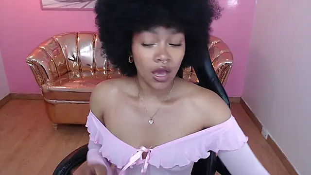 catalina25 t online show from November 26, 2025, 7:48 pm