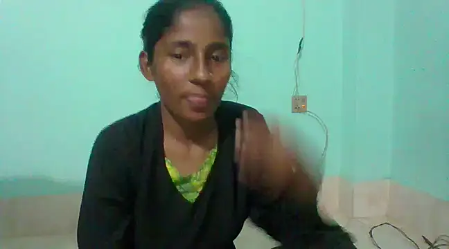 Snapshot of SEXY-boudi43 chatting on February 17, 2025, 12:38 pm SEXY-boudi43 online show from February 17, 2025, 12:38 pm
