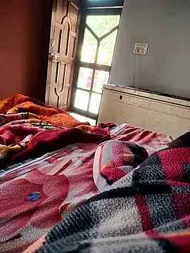 indian couple4 online show from January 11, 2026, 3:55 am