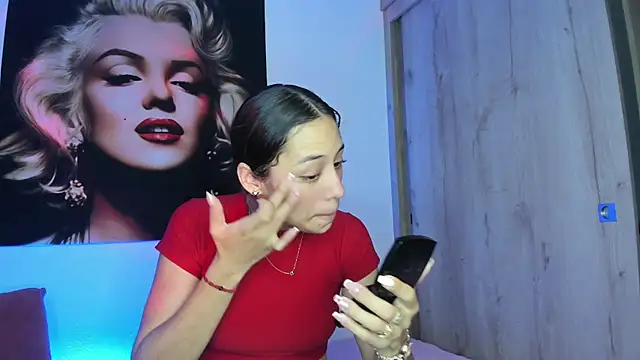 TANIA 06 online show from November 7, 2025, 1:11 pm