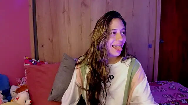 TANIA 06 online show from June 7, 2026, 1:15 pm