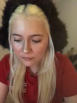 Blondie Sofia Essexbabe online show from November 10, 2025, 9:58 pm