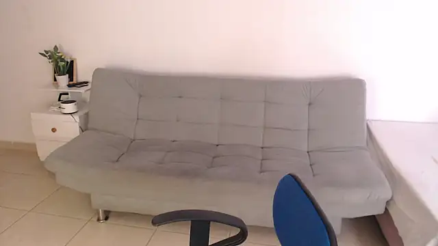 emily-777 online show from November 19, 2025, 7:36 pm