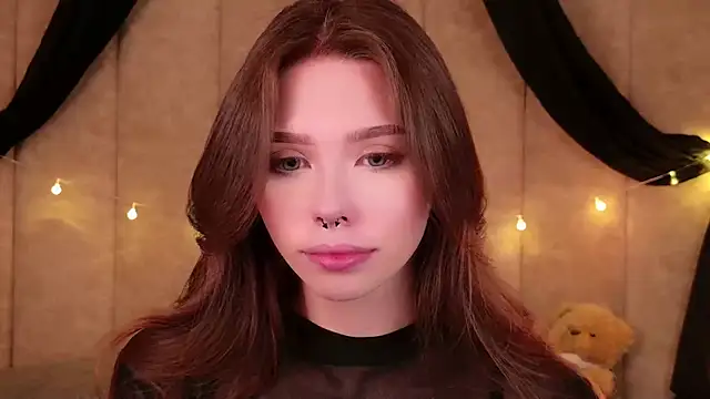 Sierra Fane online show from October 3, 2025, 5:48 am