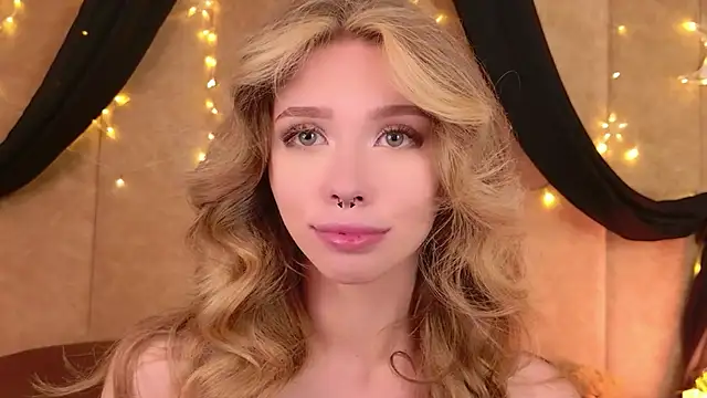 Sierra Fane online show from May 31, 2026, 5:59 am