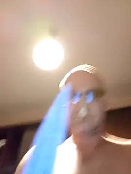 Luci1982Brazzers online show from October 8, 2025, 4:48 pm