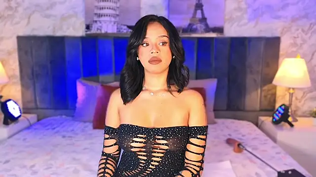 LiaHilton2 online show from September 18, 2025, 1:02 pm