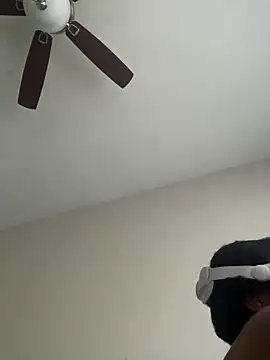 Deshay30 online show from March 8, 2026, 10:13 pm