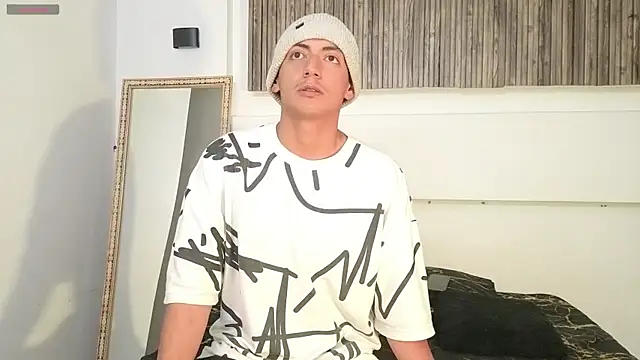 aron and paula online show from September 25, 2025, 2:48 am