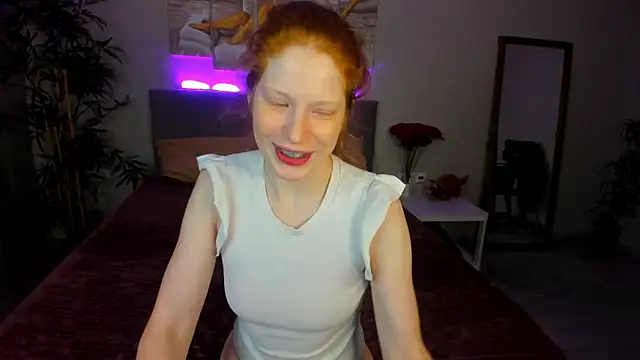 Sandra Wi1son online show from February 4, 2026, 1:33 am