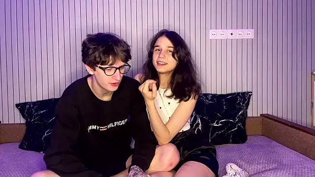 baby lesi online show from January 14, 2026, 7:08 pm