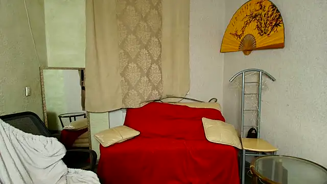 faiirylight online show from April 9, 2026, 6:19 am