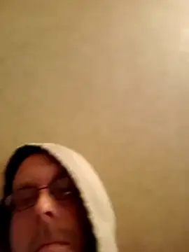 taterae online show from November 3, 2025, 2:51 pm