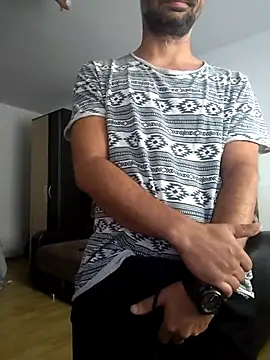 andreiiiii2025 online show from September 30, 2025, 6:07 am