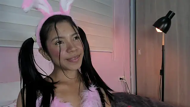 emily sweett24 online show from March 9, 2025, 3:49 pm