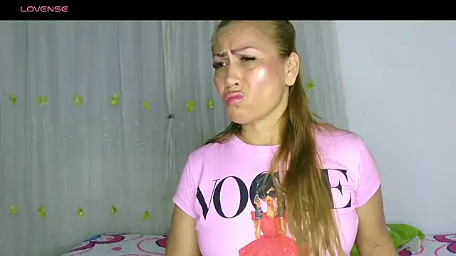 Rousemilf4u online show from March 22, 2025, 10:28 am