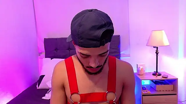 eross chipre  online show from March 9, 2026, 3:21 am