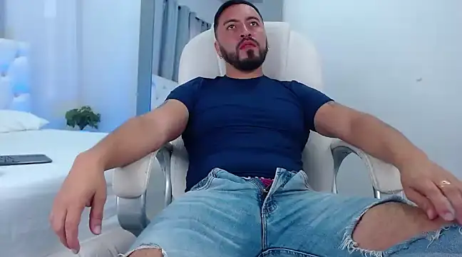 sebastian colle online show from February 18, 2025, 1:44 pm