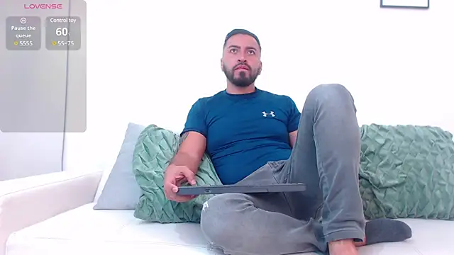 sebastian colle online show from March 17, 2025, 12:25 pm