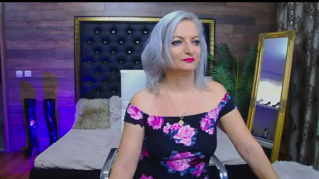 LadyTouch online show from February 1, 2025, 1:02 am