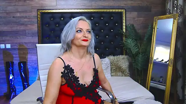 LadyTouch online show from February 3, 2025, 11:58 pm