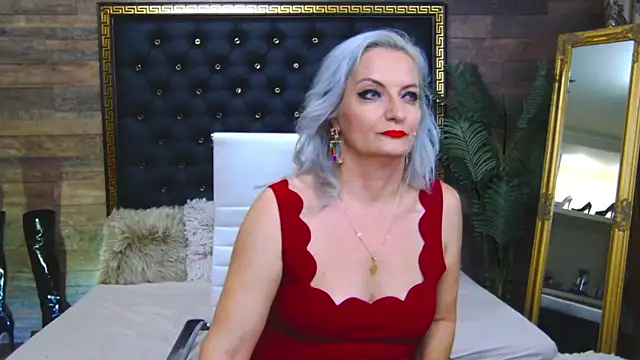 LadyTouch online show from February 4, 2025, 7:44 pm