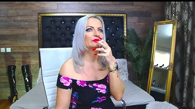 LadyTouch online show from February 26, 2025, 1:43 am