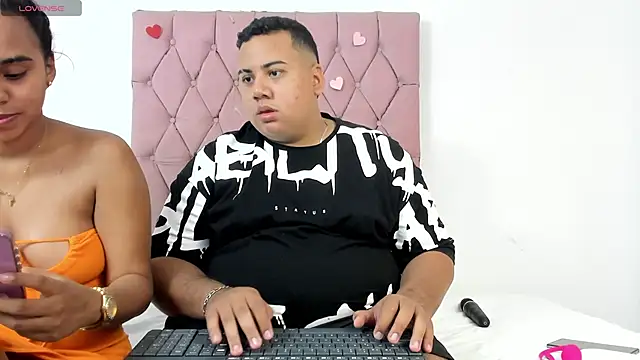 MICHAEL AND SHARON online show from October 18, 2025, 1:41 am