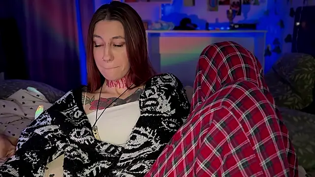 Dita Redrum online show from November 23, 2025, 1:44 pm