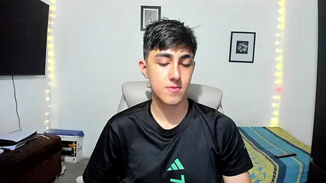 Snapshot of babymaik chatting on September 12, 2025, 8:31 pm babymaik online show from September 12, 2025, 8:31 pm