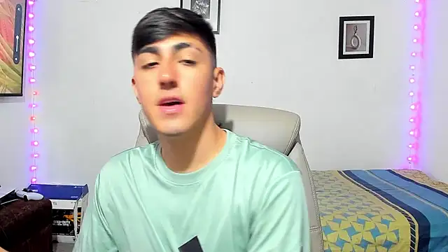 Snapshot of babymaik chatting on October 20, 2025, 9:15 pm babymaik online show from October 20, 2025, 9:15 pm