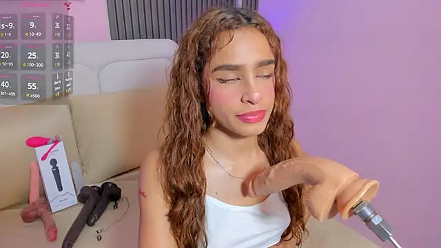 honey sofii  online show from March 24, 2026, 11:37 am