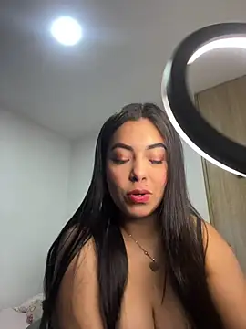 Snapshot of _SARA_69 chatting on March 4, 2025, 11:19 am SARA 69 online show from March 4, 2025, 11:19 am