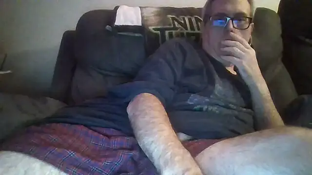 Smallone327 online show from September 27, 2025, 4:06 am