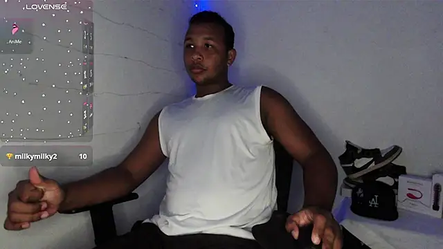 Snapshot of Gooss_cum chatting on September 19, 2025, 4:47 am Gooss cum online show from September 19, 2025, 4:47 am