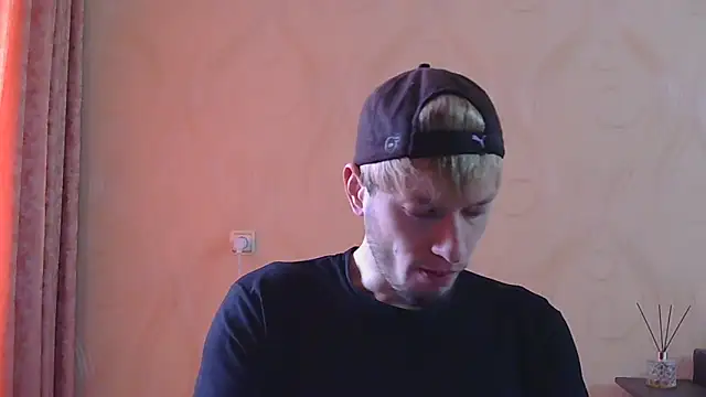 frama666 online show from May 2, 2026, 10:42 am