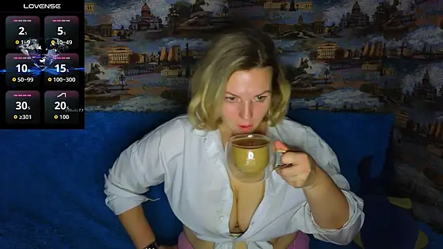 LadyLucky  online show from November 1, 2025, 1:29 am