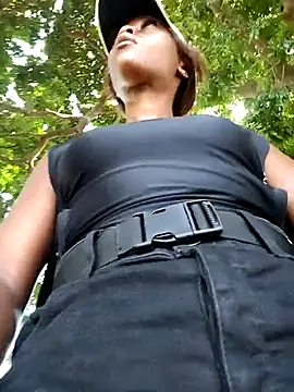 Snapshot of xxTatiannaxx chatting on March 6, 2025, 12:41 pm xxTatiannaxx online show from March 6, 2025, 12:41 pm