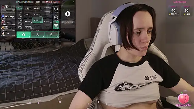 Luna Loveee online show from March 27, 2026, 8:26 am