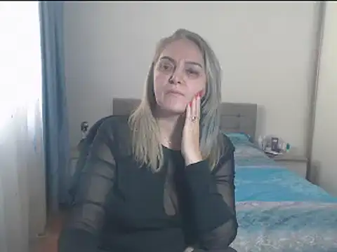 MatureDiana online show from January 10, 2025, 12:36 pm