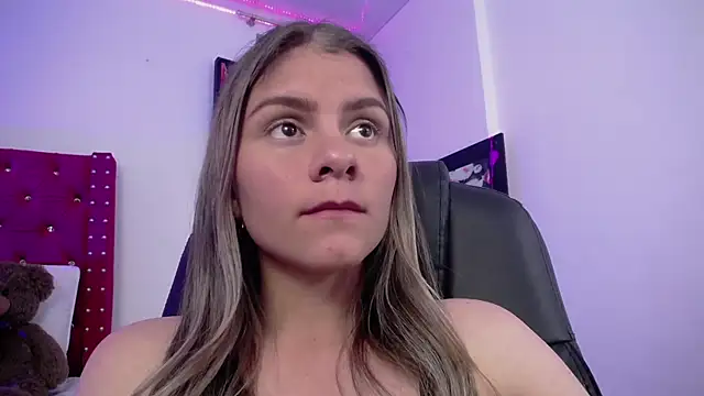 ValeAmayaa online show from March 21, 2025, 10:17 pm