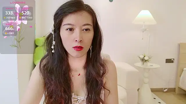 Snapshot of Dazzlebean chatting on July 29, 2026, 2:26 pm Dazzlebean online show from July 29, 2026, 2:26 pm