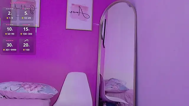 innocenthazel online show from November 24, 2025, 1:00 pm