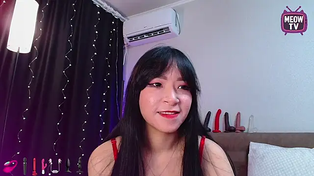 miyakimi0101 online show from September 25, 2025, 12:36 am