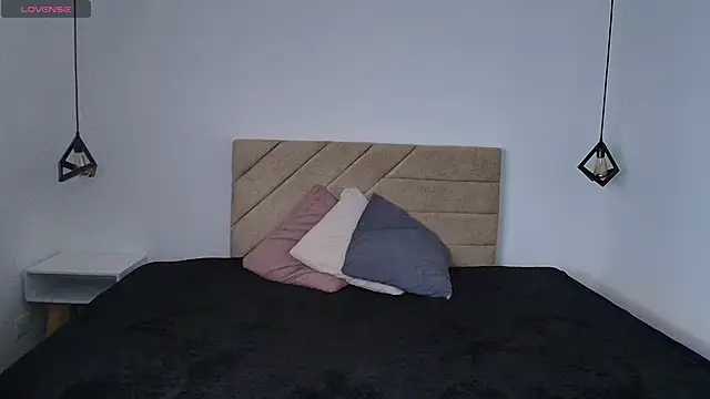 Natasha rose   online show from March 19, 2026, 8:02 pm