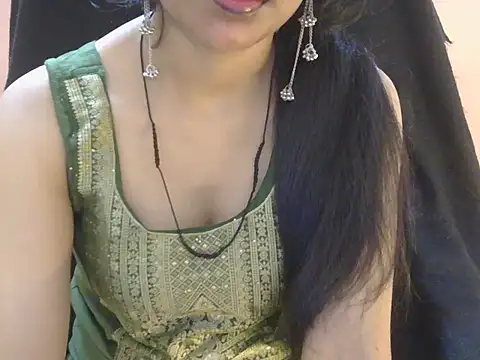 Snapshot of Cute_Pihu01 chatting on June 2, 2026, 8:11 pm Cute Pihu01 online show from June 2, 2026, 8:11 pm