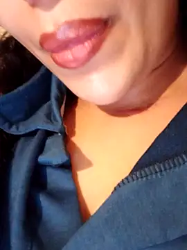 Sexlove1xo online show from March 27, 2026, 4:18 pm